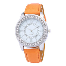 Women Leather Band Analog Quartz Round Wrist Watch